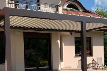 Pergola SHADE o wymiarze 5,5 x 2,7